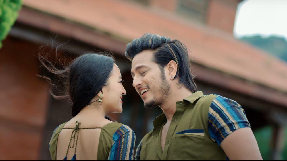 'मखमली चोली ३' सार्वजनिक, भिडियोमा दोहोरिए पुष्प र एलिशा